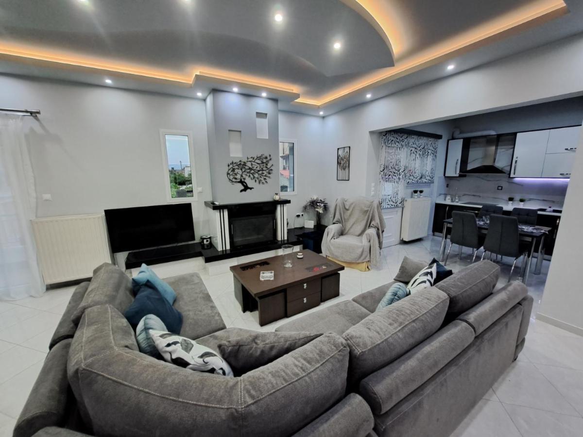 אמרינתוס Luxury Apartment מראה חיצוני תמונה