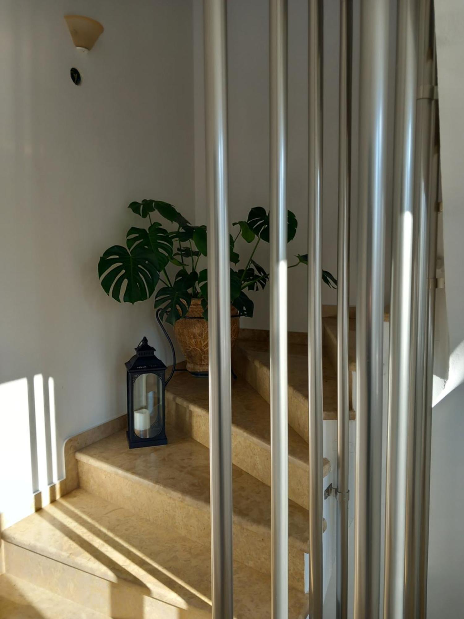 אמרינתוס Luxury Apartment מראה חיצוני תמונה