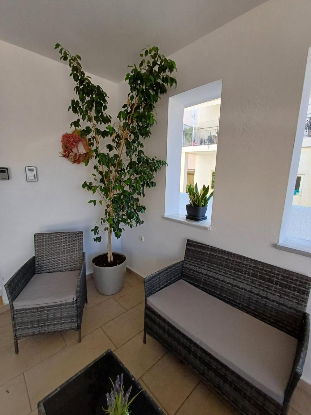 אמרינתוס Luxury Apartment מראה חיצוני תמונה