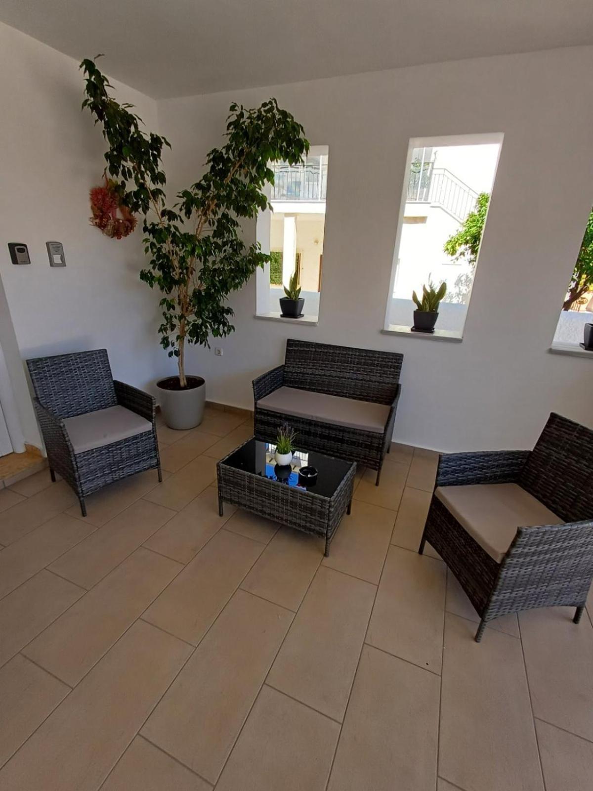 אמרינתוס Luxury Apartment מראה חיצוני תמונה