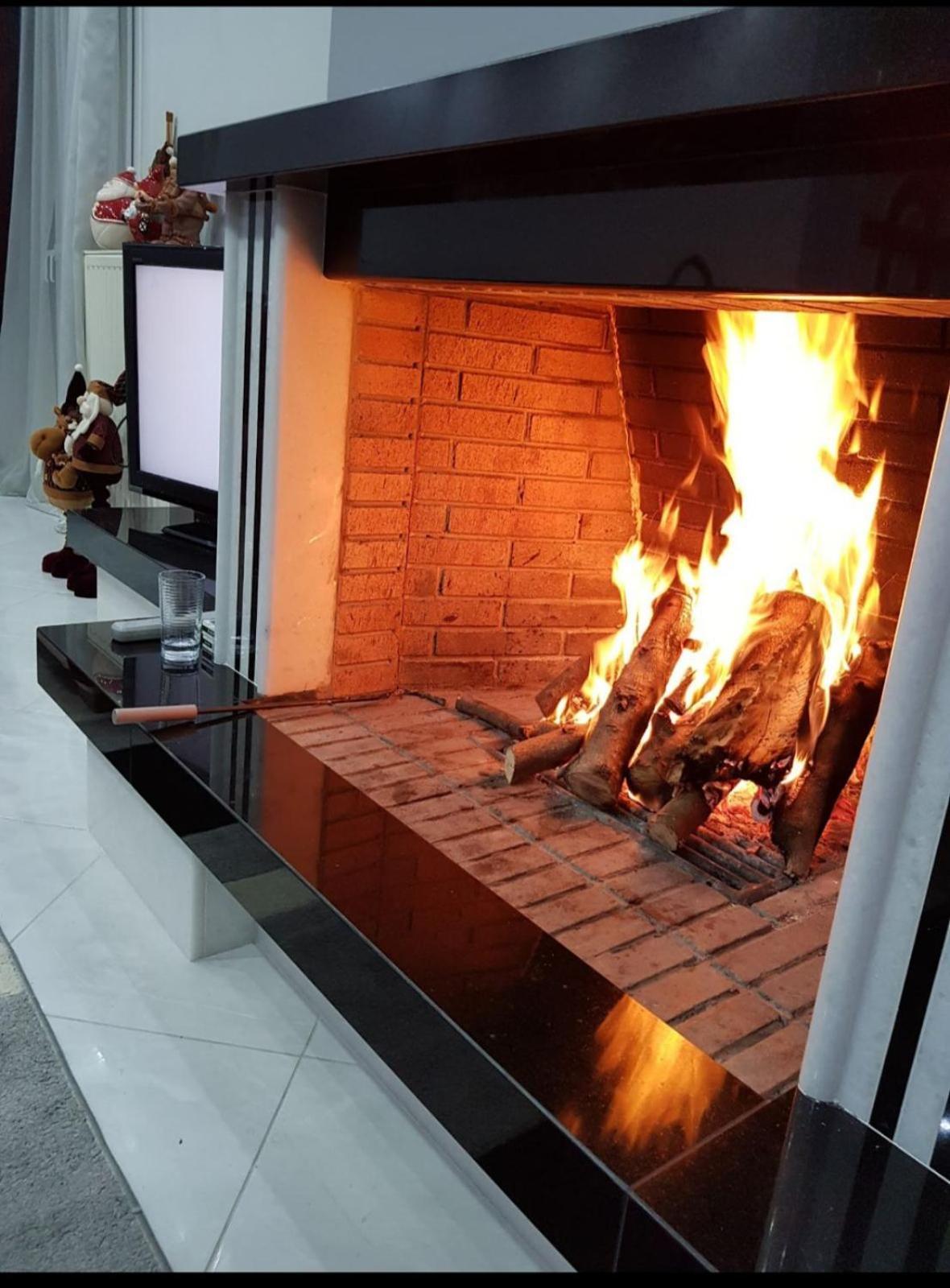 אמרינתוס Luxury Apartment מראה חיצוני תמונה