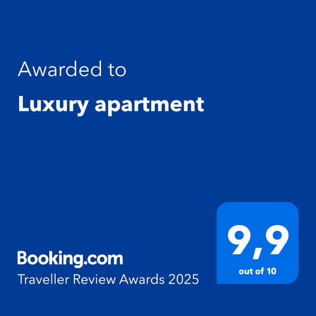 אמרינתוס Luxury Apartment מראה חיצוני תמונה